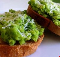 bruschette fave pecorini-2.jpg bruschette fave pecorini-2.jpg